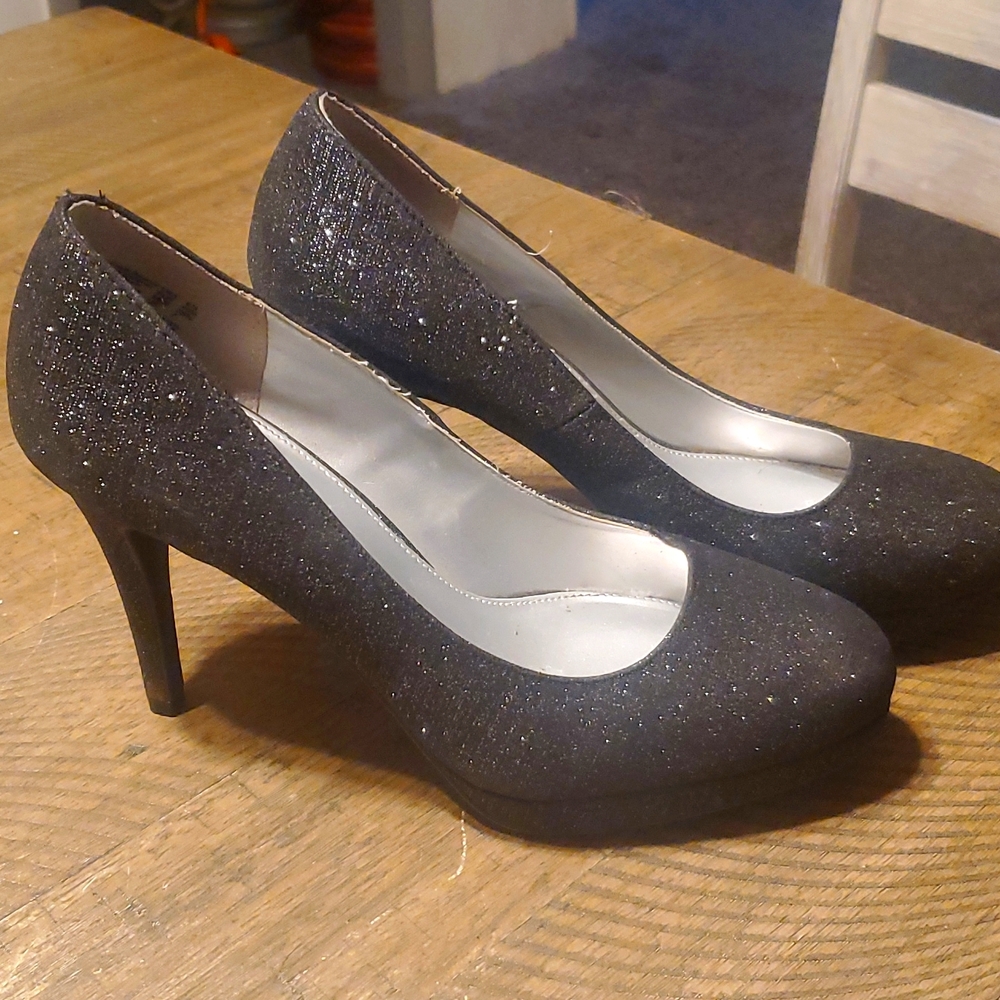 Fioni Night black glitter heels!